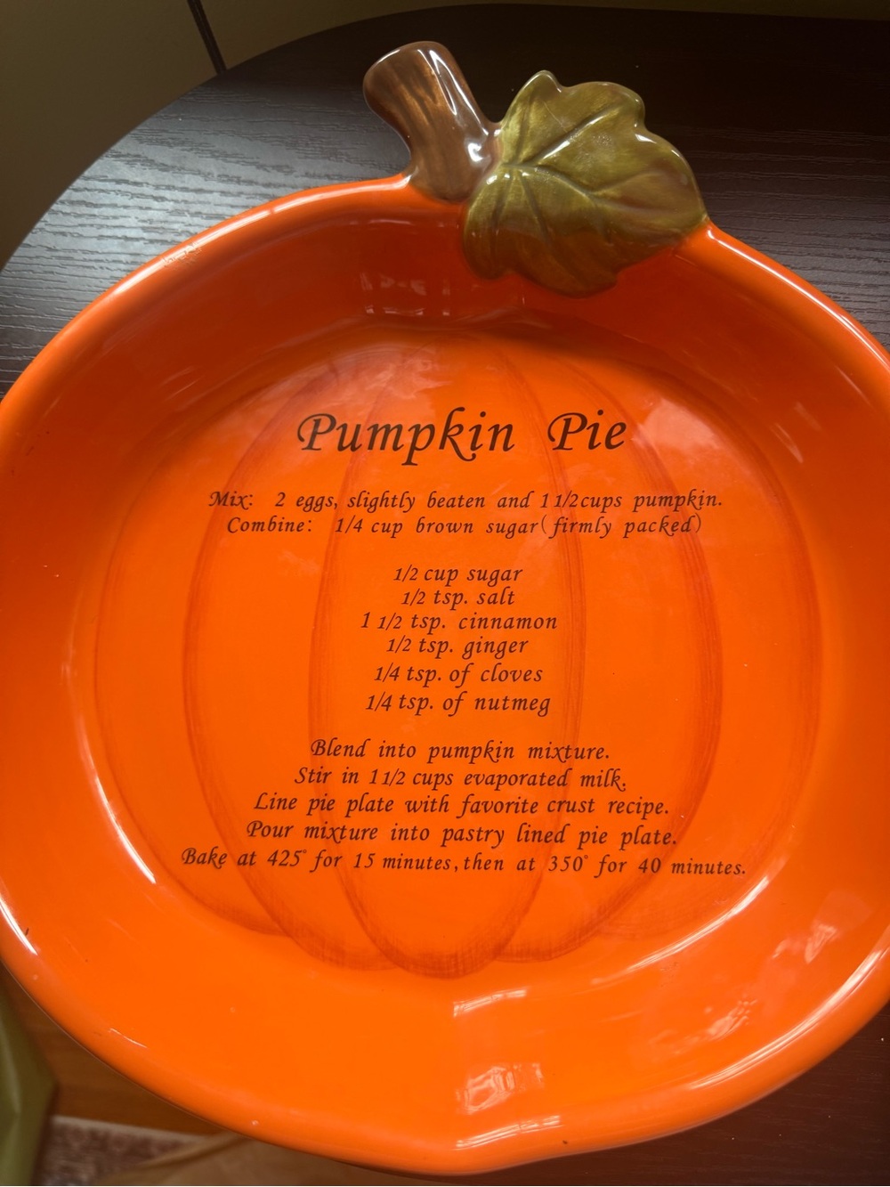 Pumpkin Pie Ceramic Serving Bowl - Orange